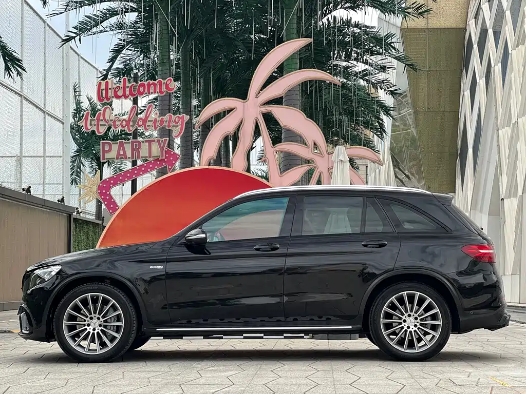 Mercedes-Benz GLC AMG — фото 7