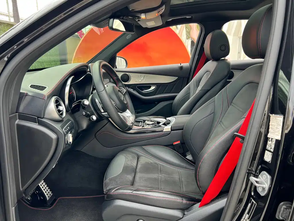 Mercedes-Benz GLC AMG — фото 10