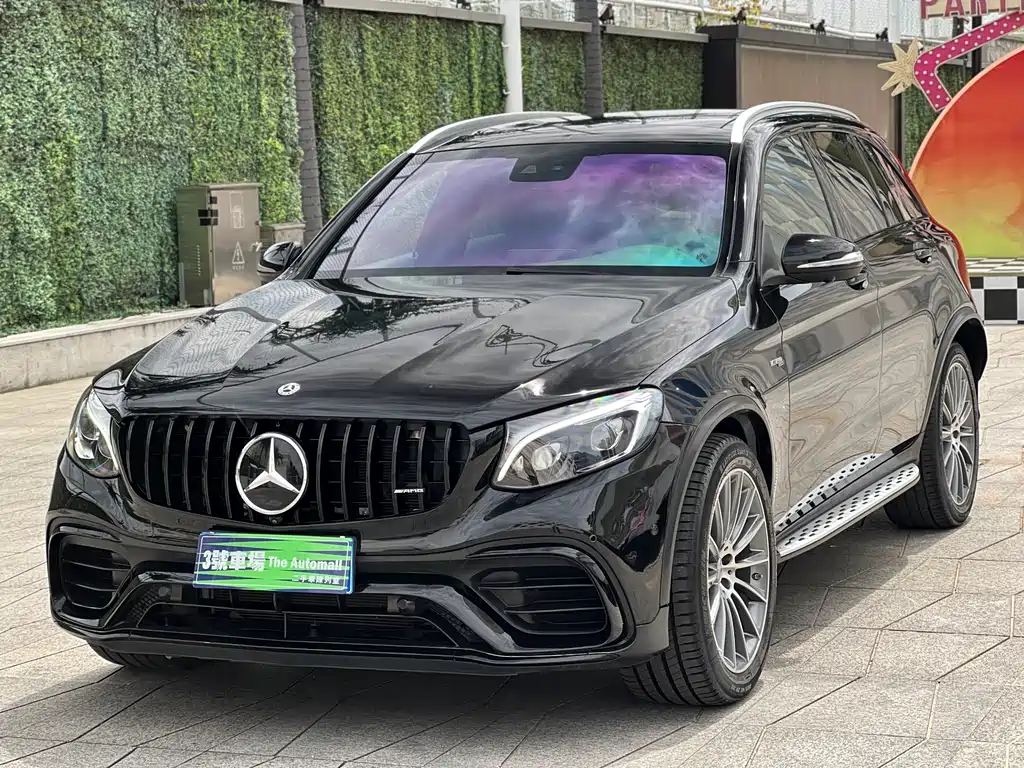 Mercedes-Benz GLC AMG