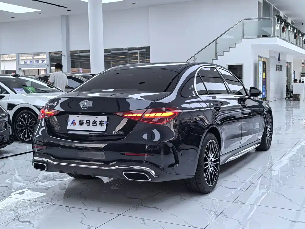 Mercedes-Benz C-Class — фото 15