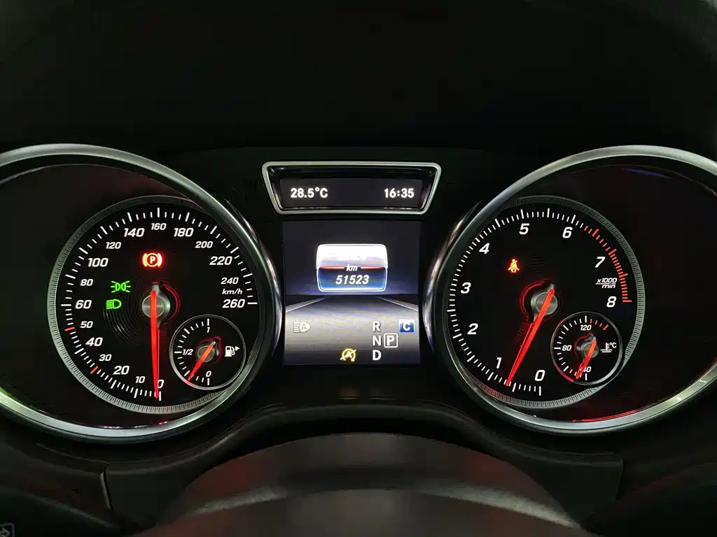 Mercedes-Benz GLE (Import) — фото 14