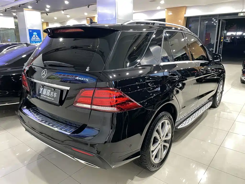 Mercedes-Benz GLE (Import) — фото 4