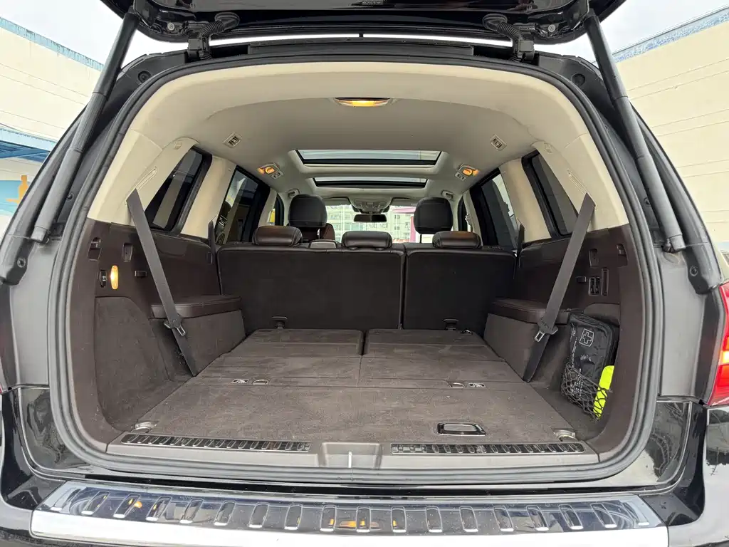 Mercedes-Benz GLS — фото 14