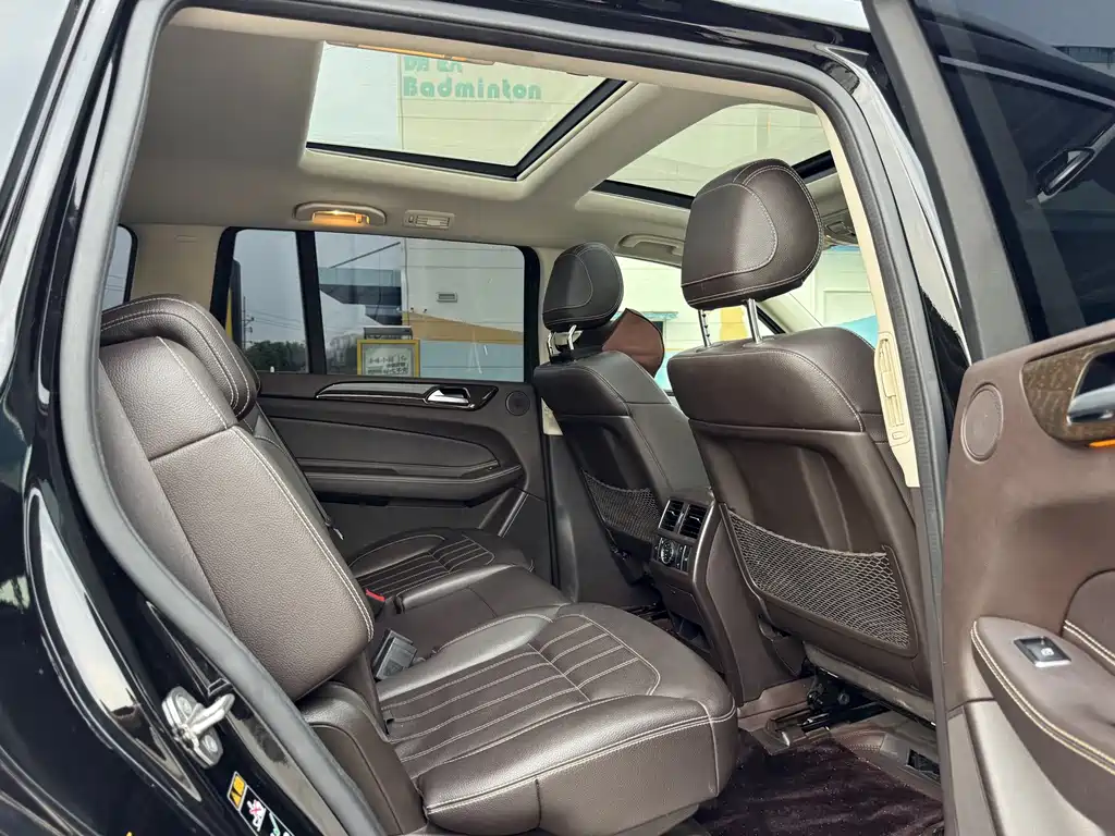 Mercedes-Benz GLS — фото 15