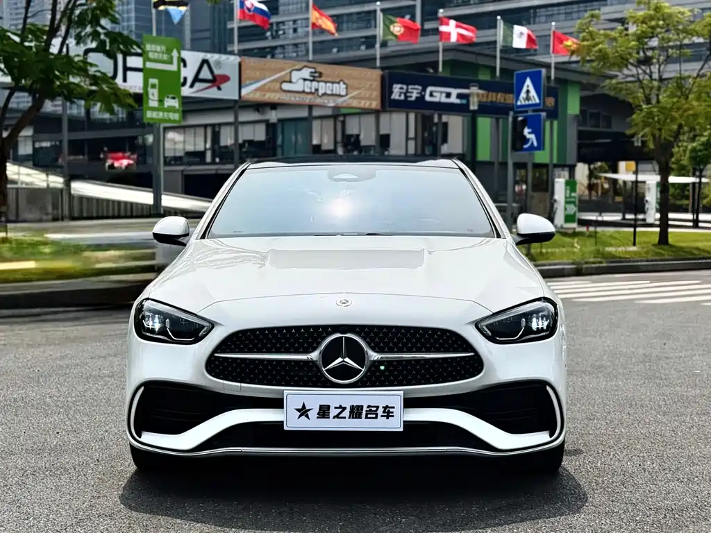 Mercedes-Benz C-Class — фото 11