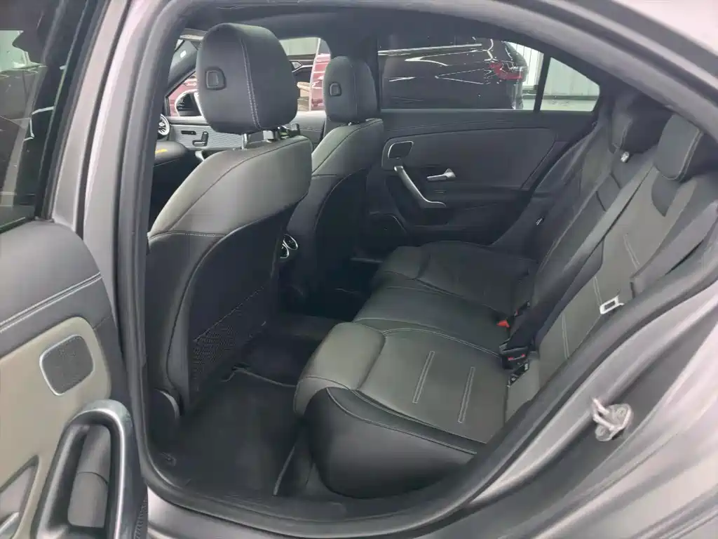 Mercedes-Benz A-Class AMG — фото 7