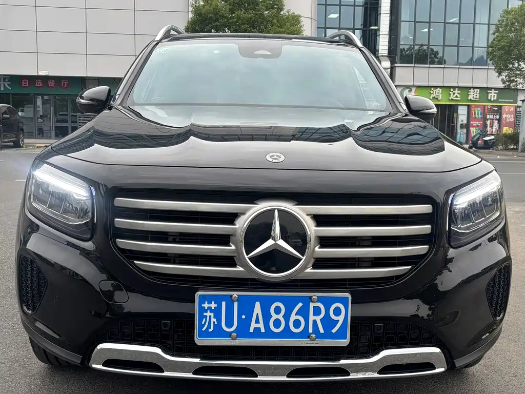 Mercedes-Benz GLB — фото 2