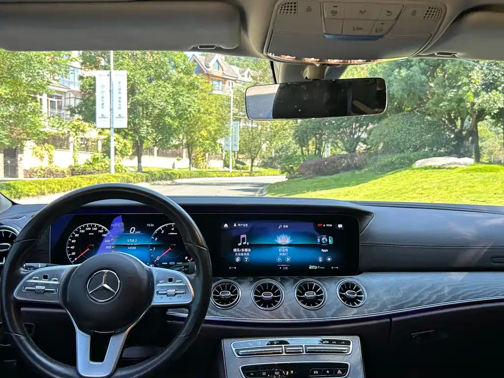 Mercedes-Benz CLS — фото 7