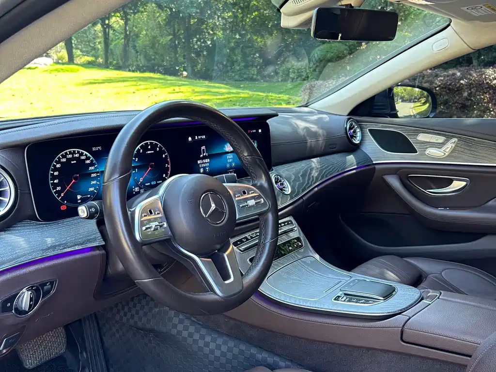 Mercedes-Benz CLS — фото 8