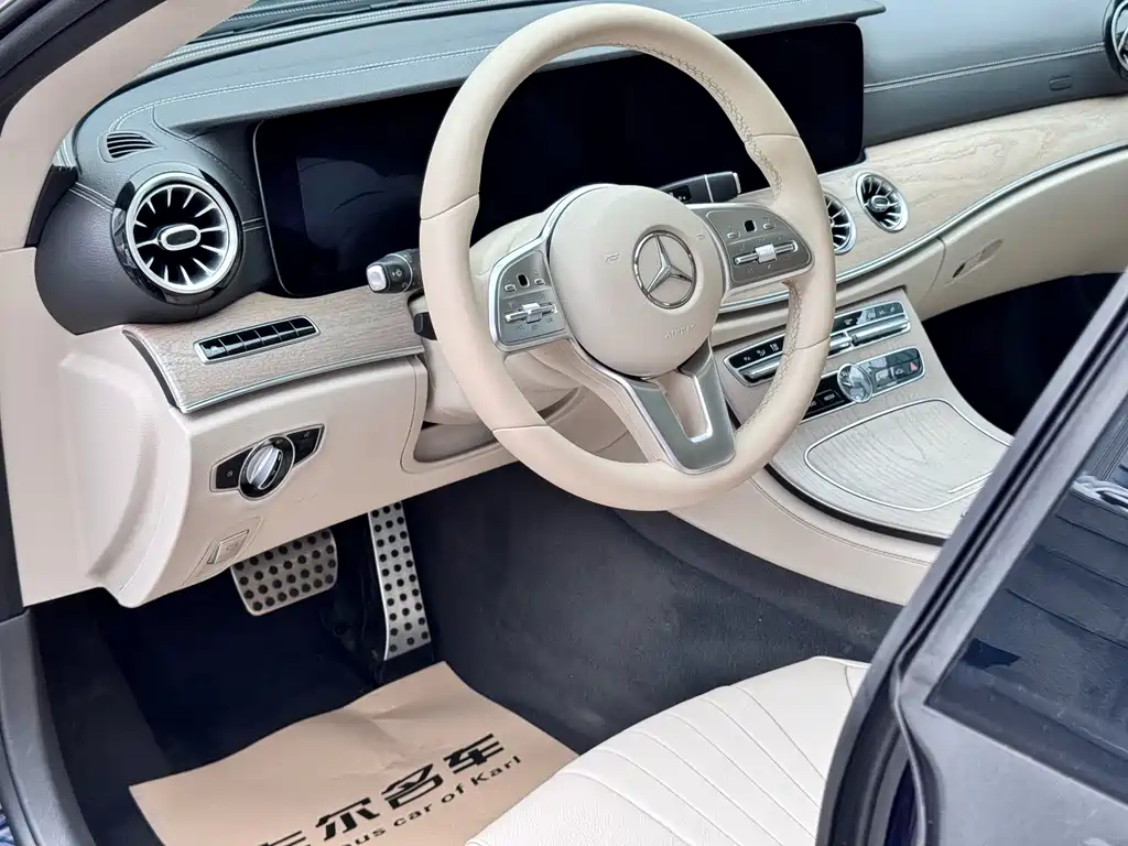 Mercedes-Benz CLS — фото 7
