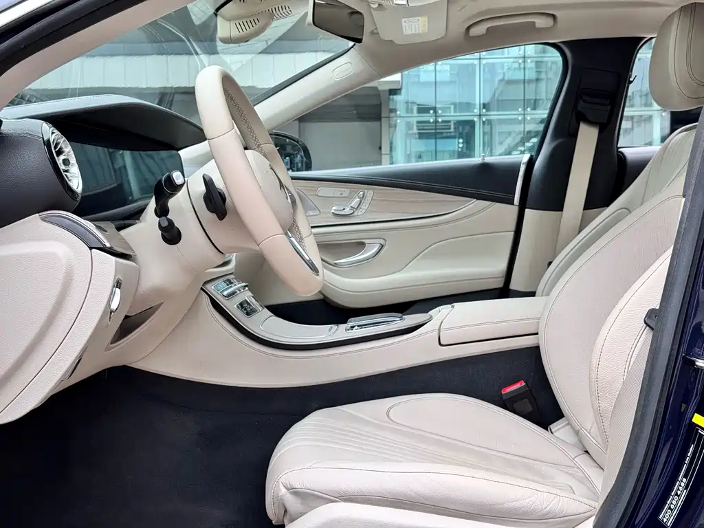 Mercedes-Benz CLS — фото 9