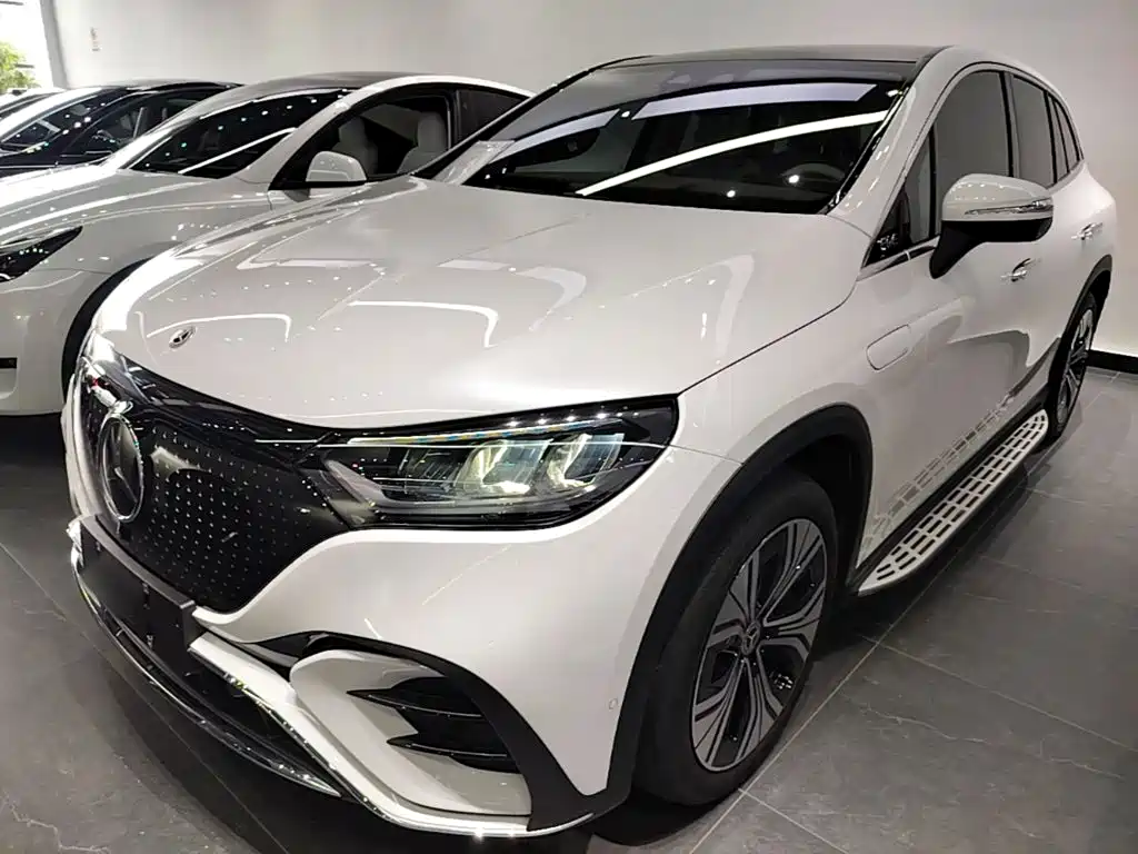 Mercedes-Benz EQE SUV — фото 2