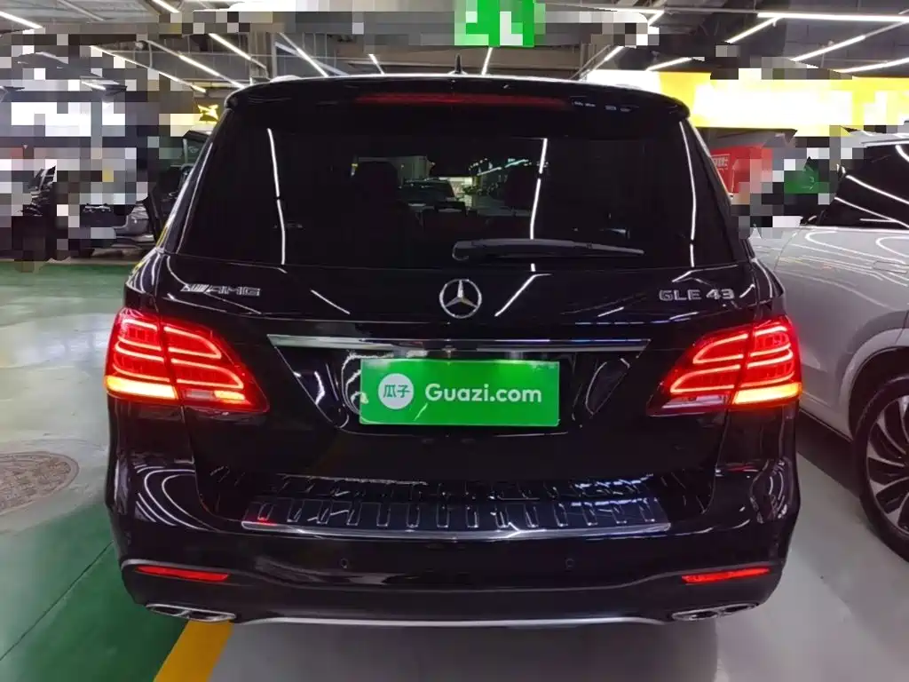 Mercedes-Benz GLE AMG — фото 6