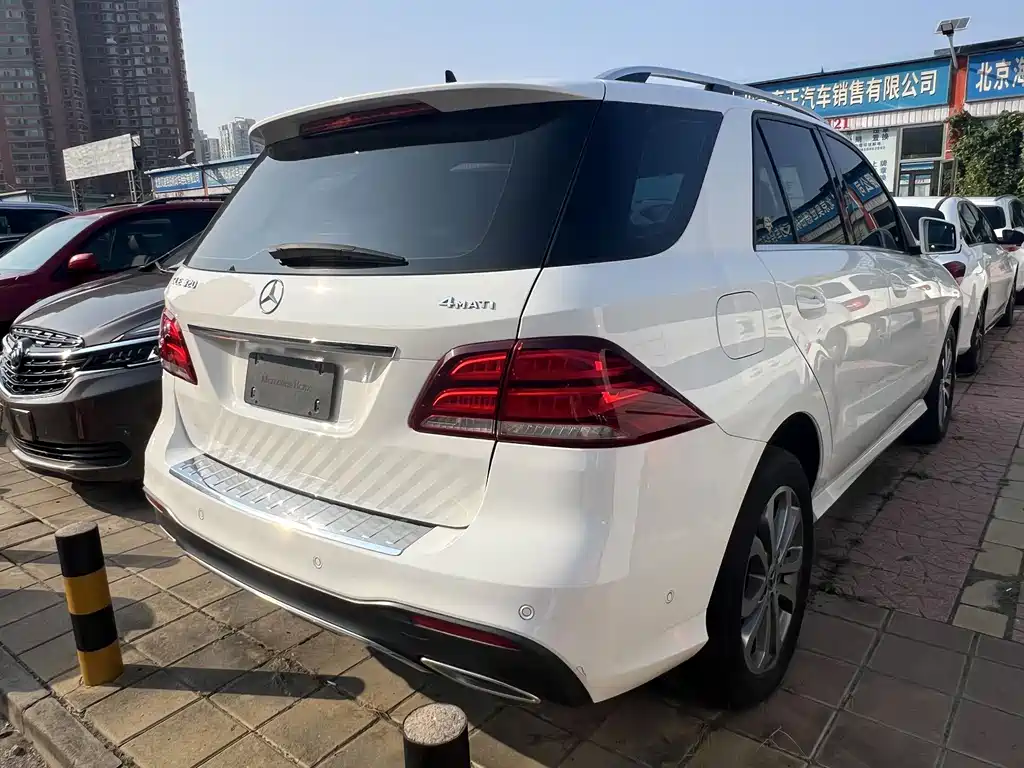 Mercedes-Benz GLE (Import) — фото 4