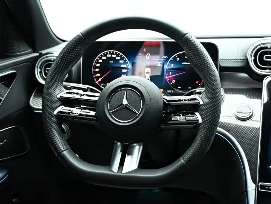 Mercedes-Benz C-Class — фото 19