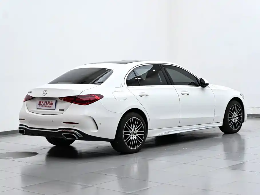 Mercedes-Benz C-Class — фото 7