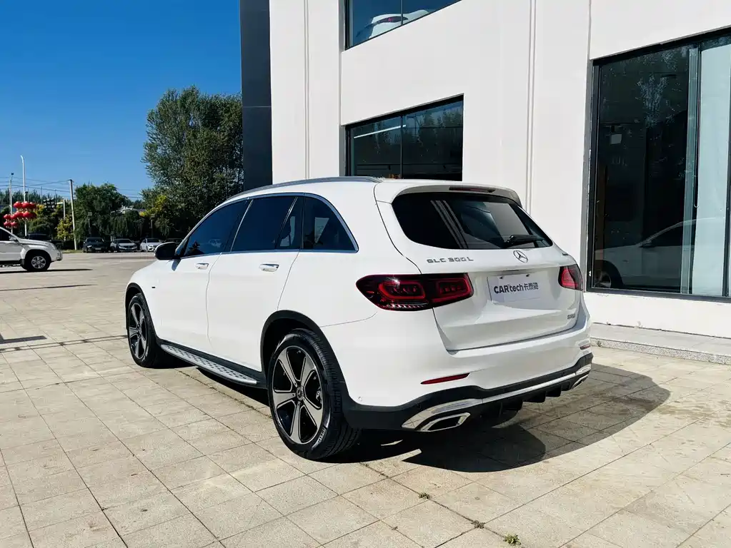 Mercedes-Benz GLC — фото 5