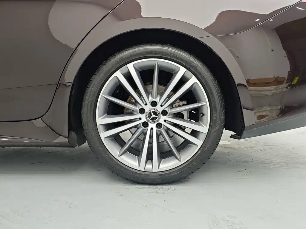 Mercedes-Benz CLS — фото 11