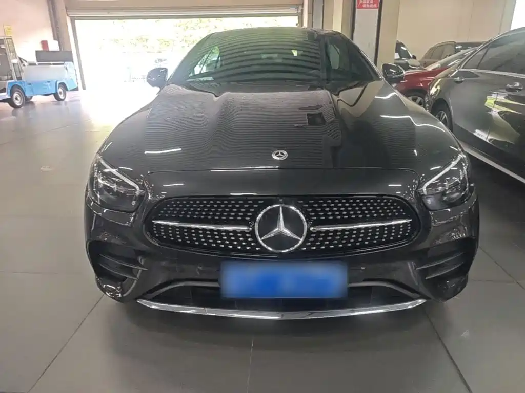 Mercedes-Benz E-Class (Import) — фото 3