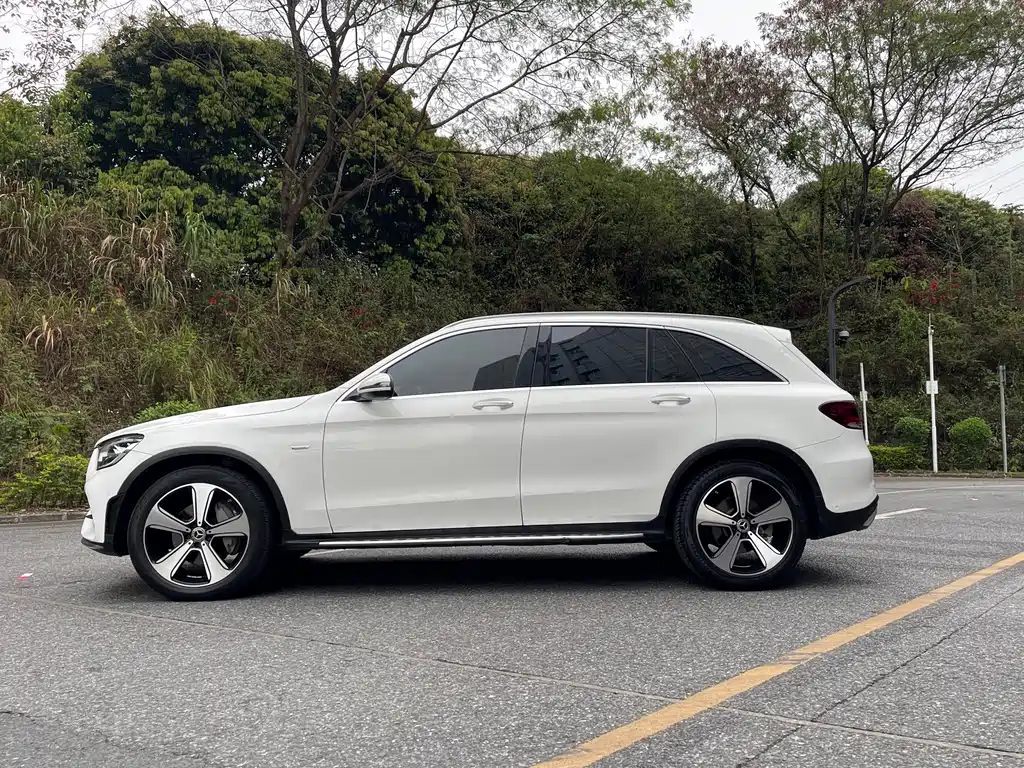 Mercedes-Benz GLC — фото 26
