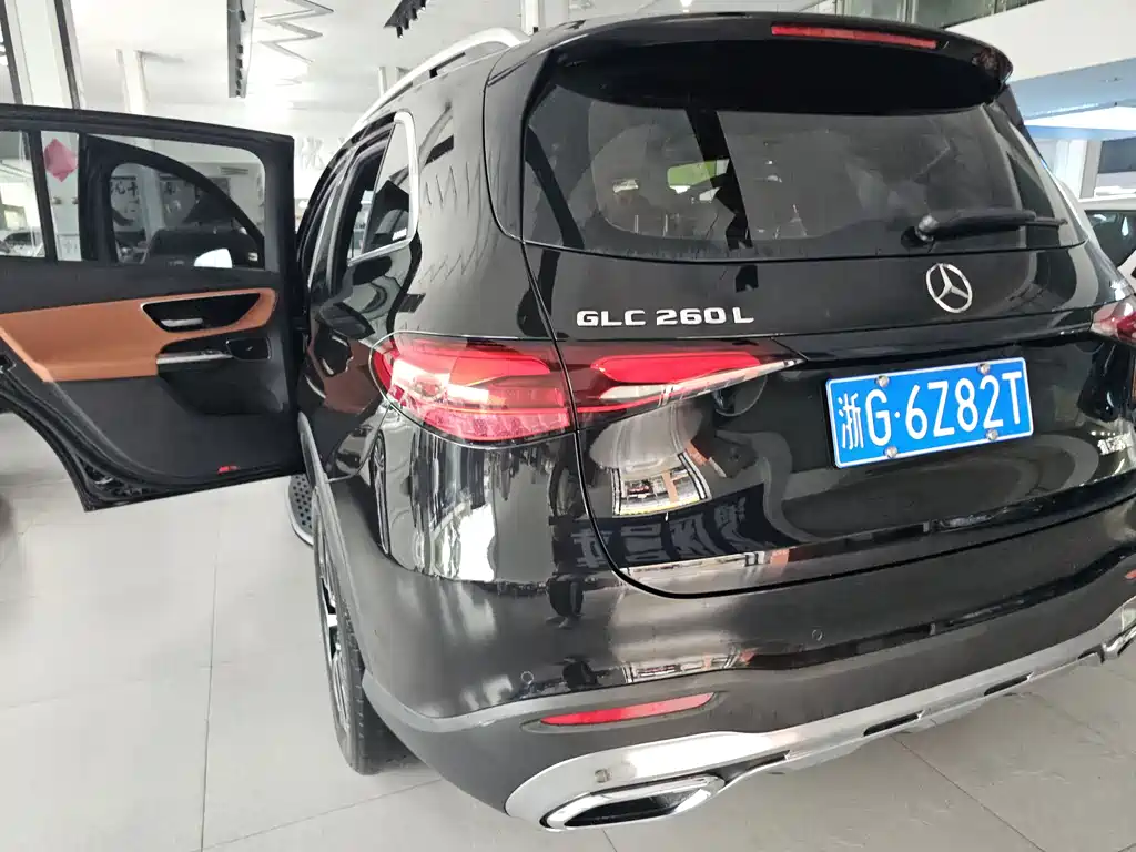 Mercedes-Benz GLC — фото 10