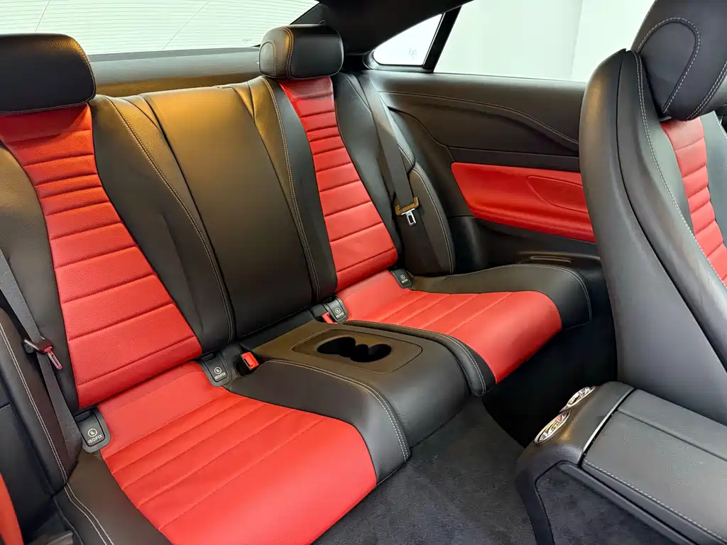 Mercedes-Benz E-Class (Import) — фото 11