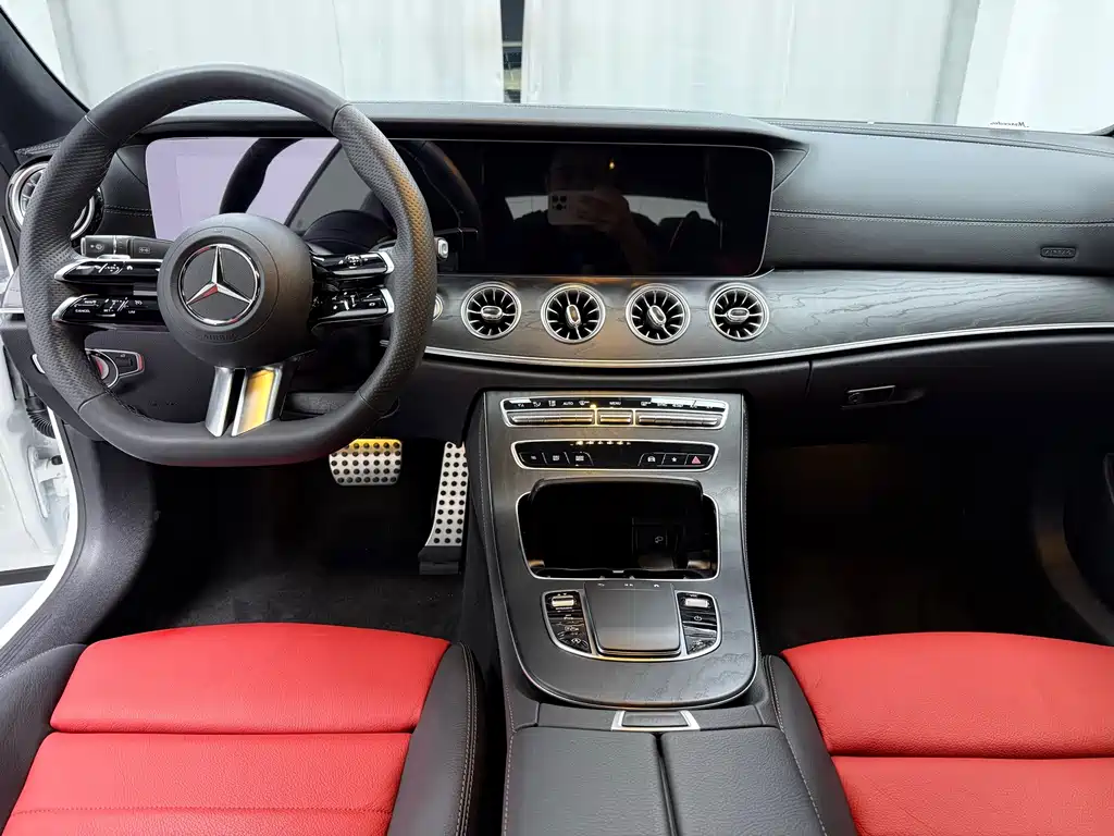Mercedes-Benz E-Class (Import) — фото 8