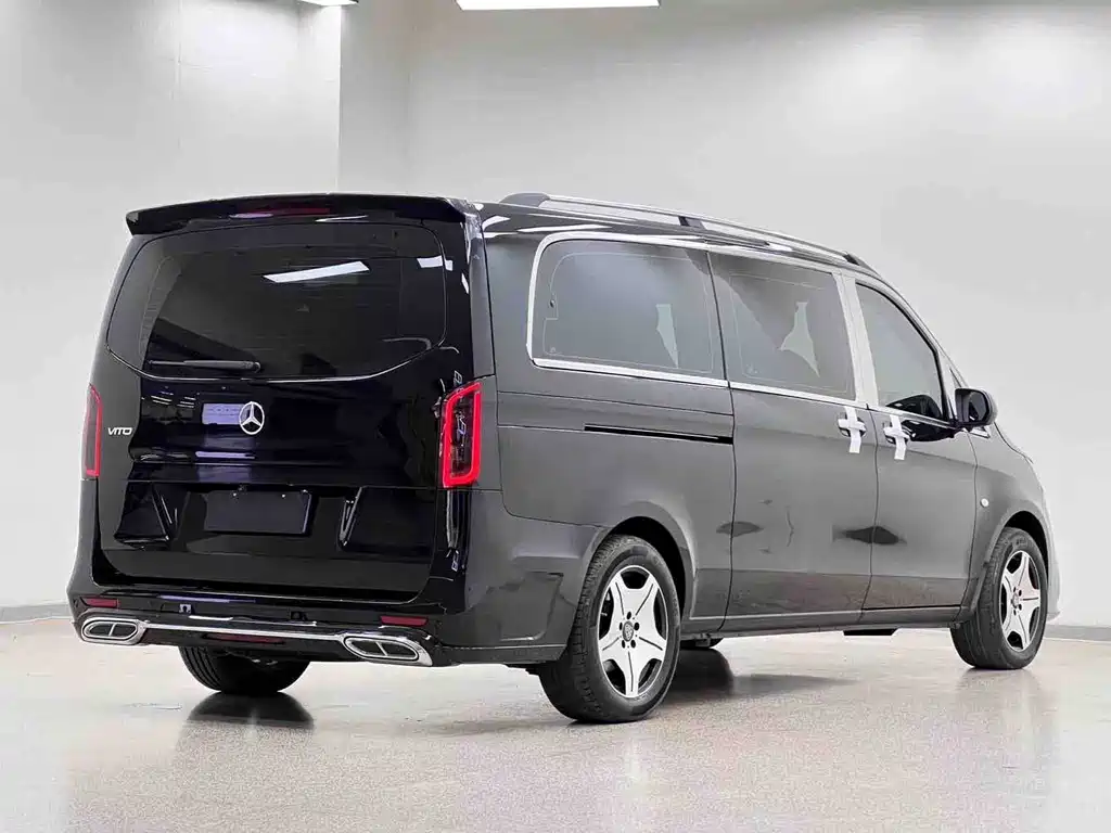 Mercedes-Benz Vito — фото 32