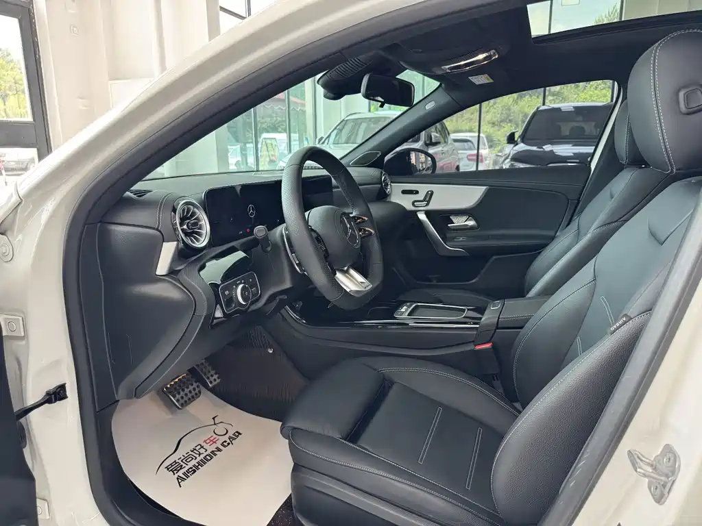 Mercedes-Benz A-Class AMG — фото 8