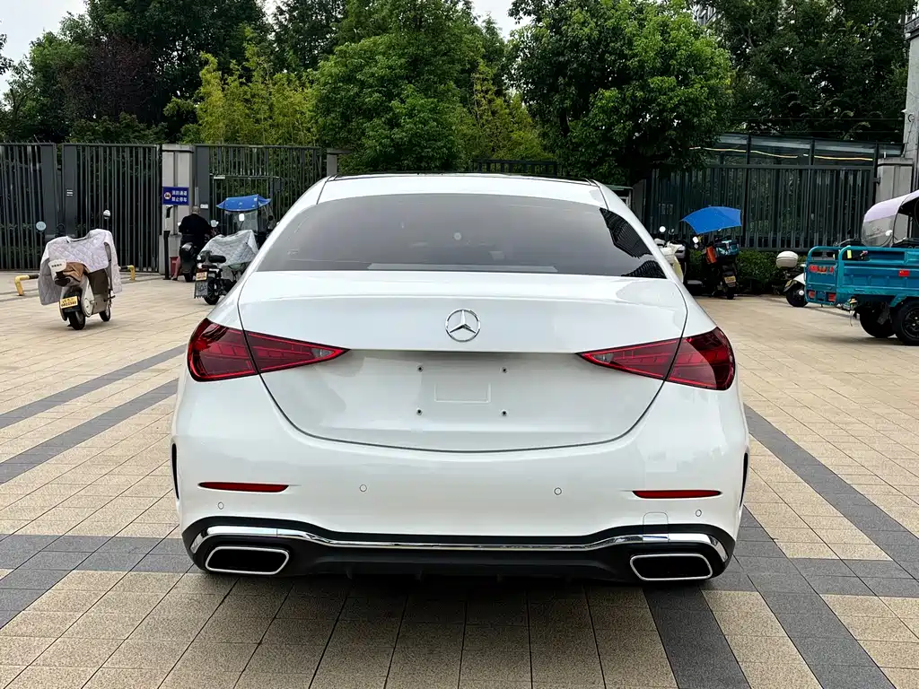 Mercedes-Benz C-Class — фото 13