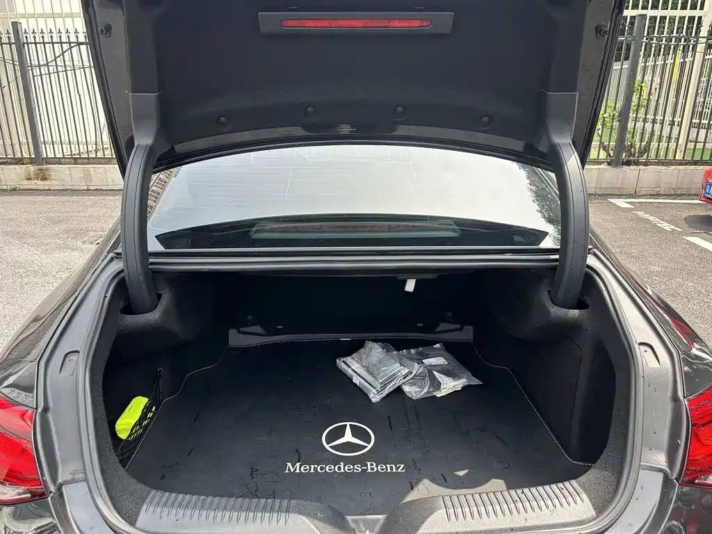Mercedes-Benz CLS — фото 9
