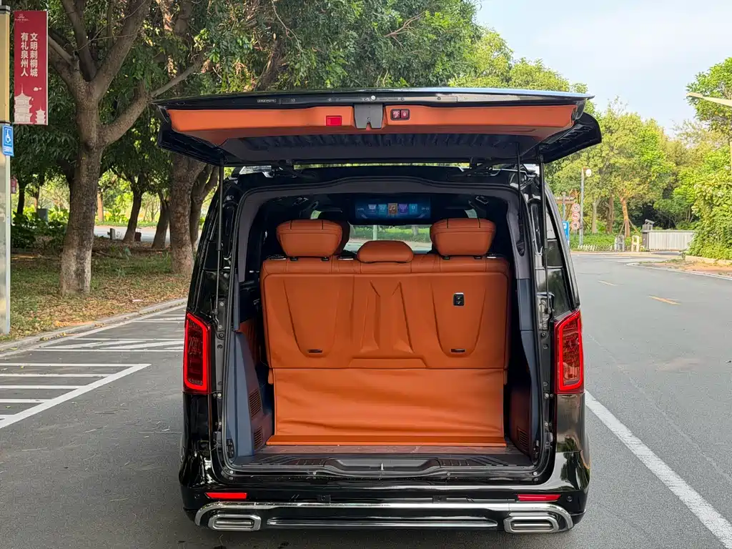 Mercedes-Benz Vito — фото 11