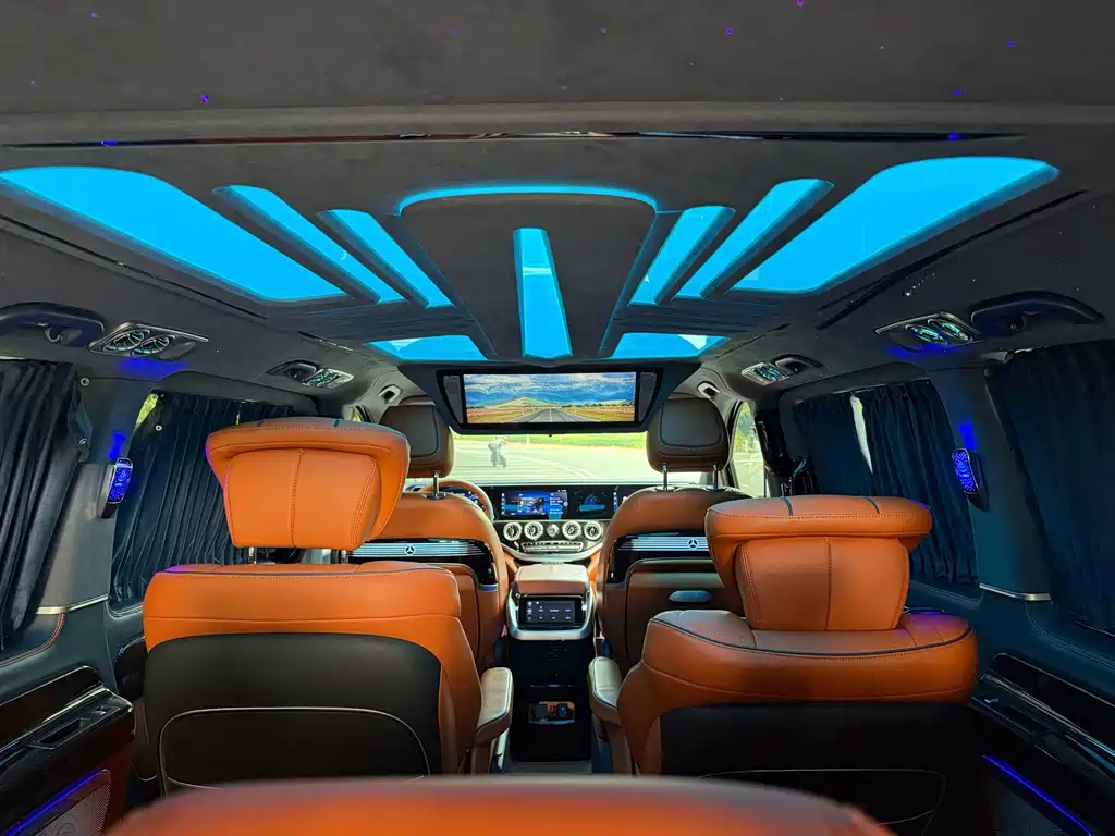 Mercedes-Benz Vito — фото 19