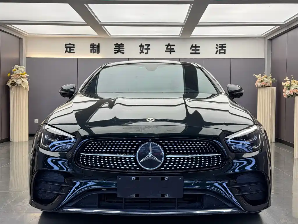 Mercedes-Benz E-Class (Import) — фото 2