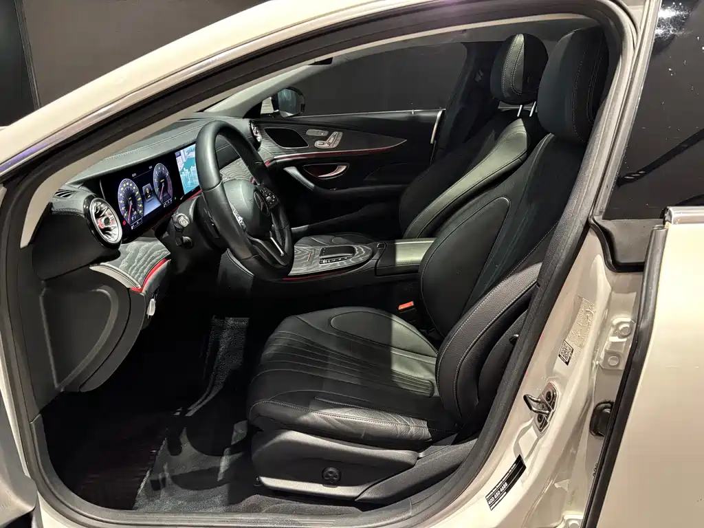 Mercedes-Benz CLS — фото 8