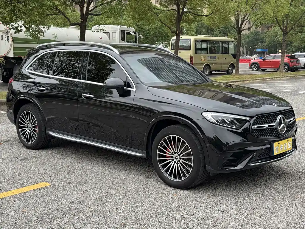 Mercedes-Benz GLC — фото 2