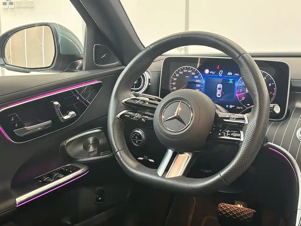 Mercedes-Benz C-Class — фото 14