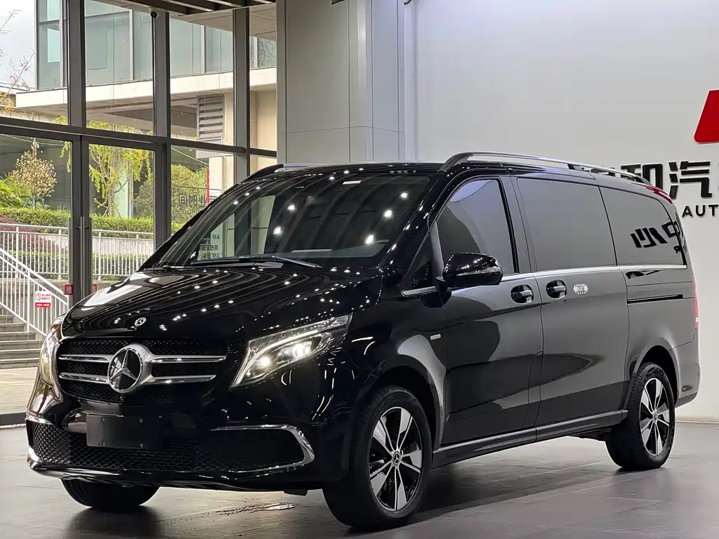 Mercedes-Benz V-Class — фото 3