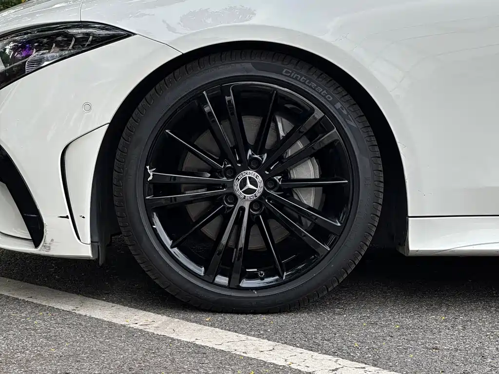 Mercedes-Benz CLS — фото 8
