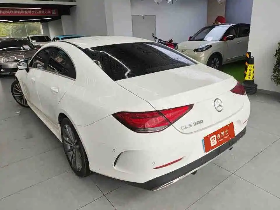 Mercedes-Benz CLS — фото 4