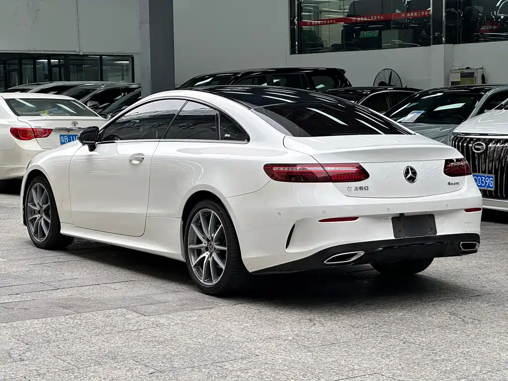 Mercedes-Benz E-Class (Import) — фото 14