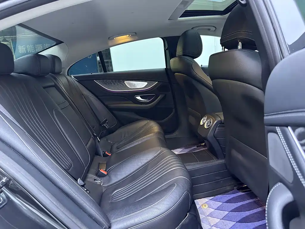 Mercedes-Benz CLS — фото 14