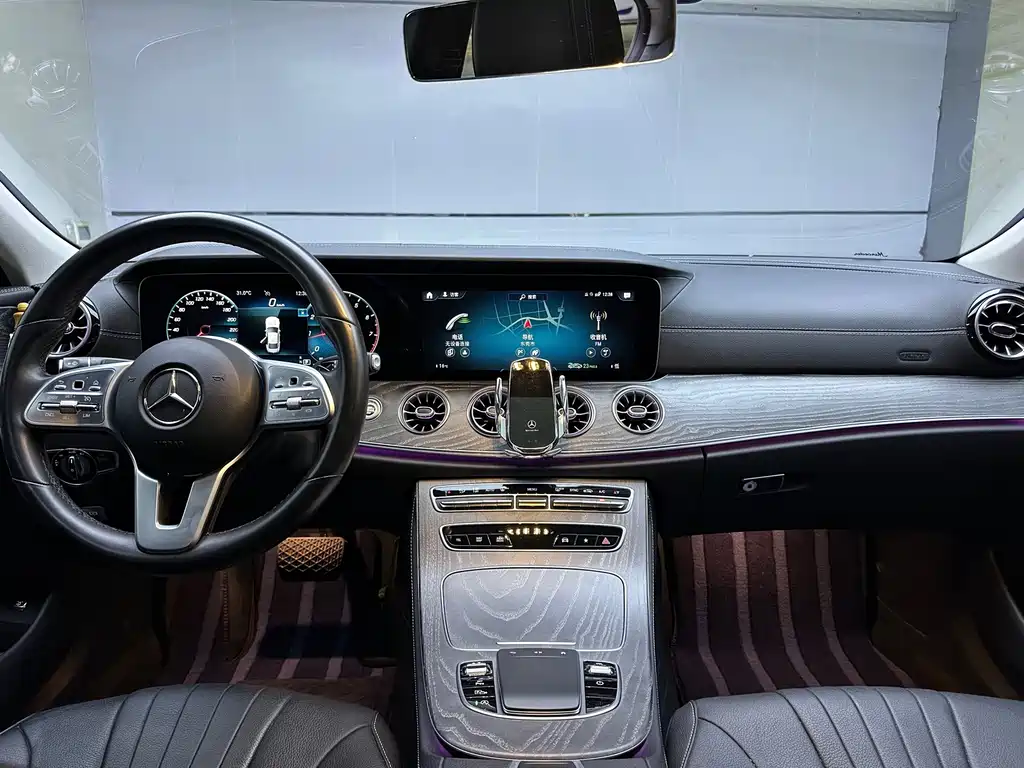 Mercedes-Benz CLS — фото 7