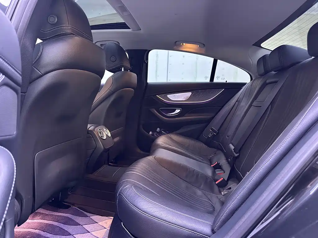 Mercedes-Benz CLS — фото 9