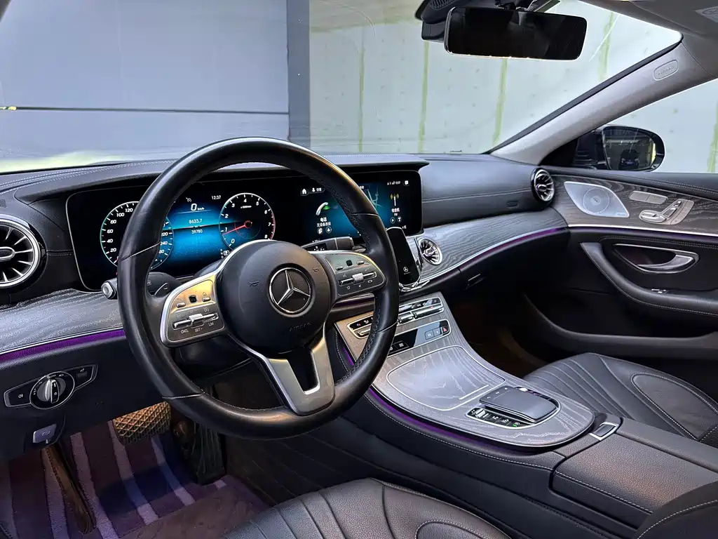 Mercedes-Benz CLS — фото 10
