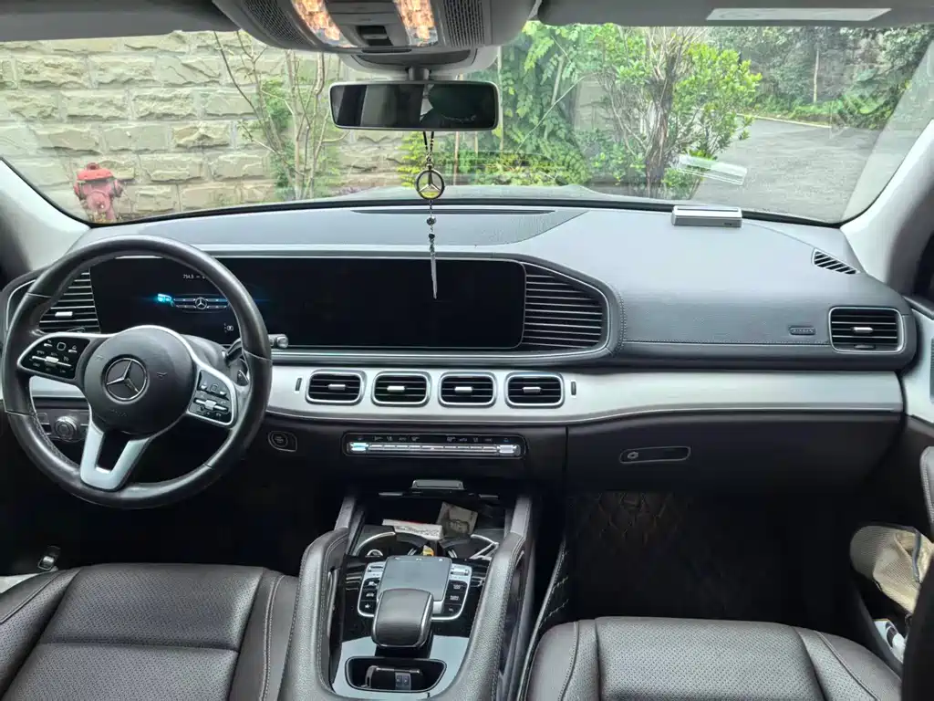 Mercedes-Benz GLE (Import) — фото 10