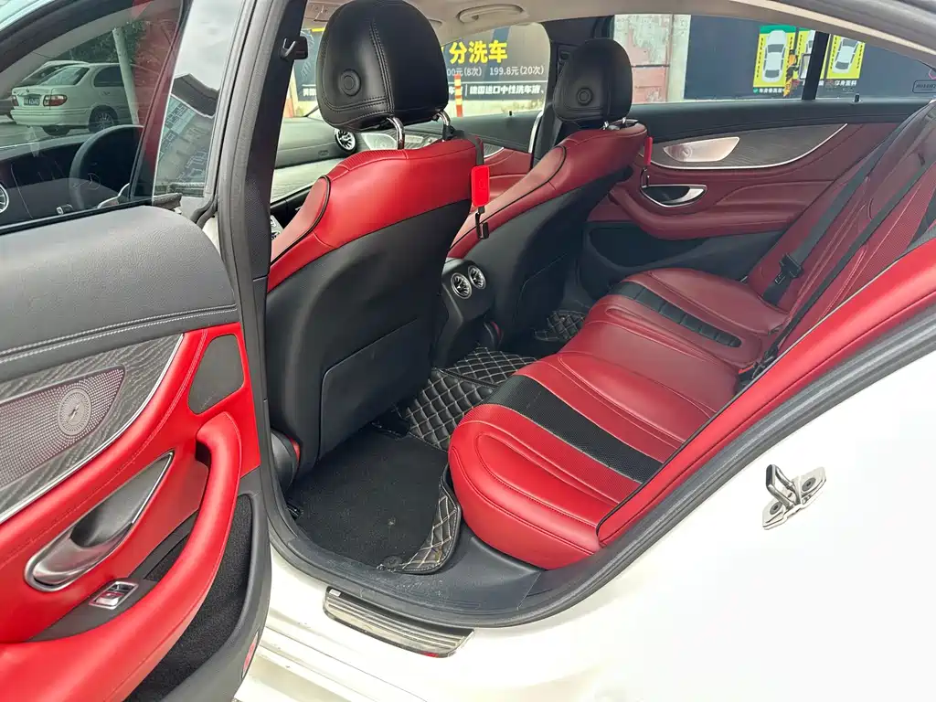 Mercedes-Benz CLS — фото 7