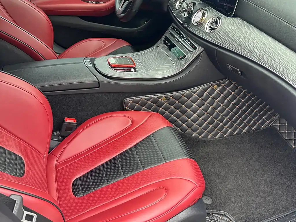 Mercedes-Benz CLS — фото 8