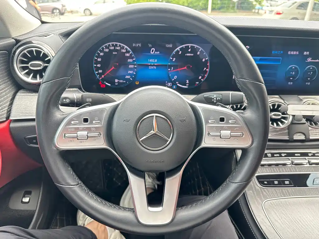 Mercedes-Benz CLS — фото 10