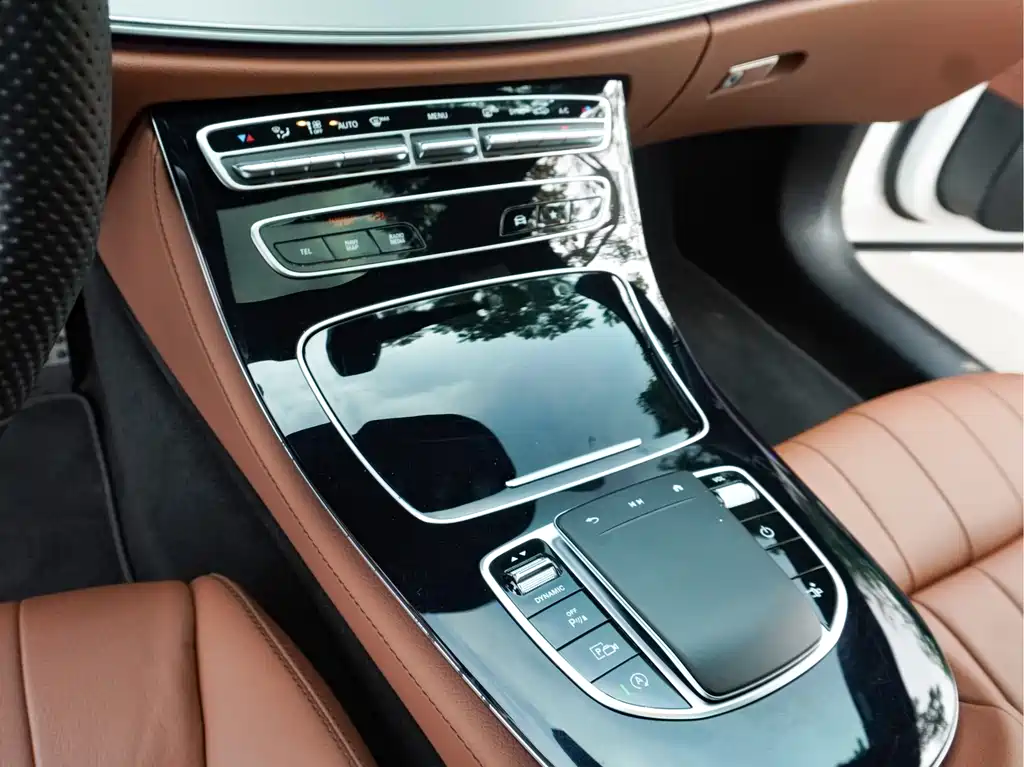 Mercedes-Benz E-Class (Import) — фото 14